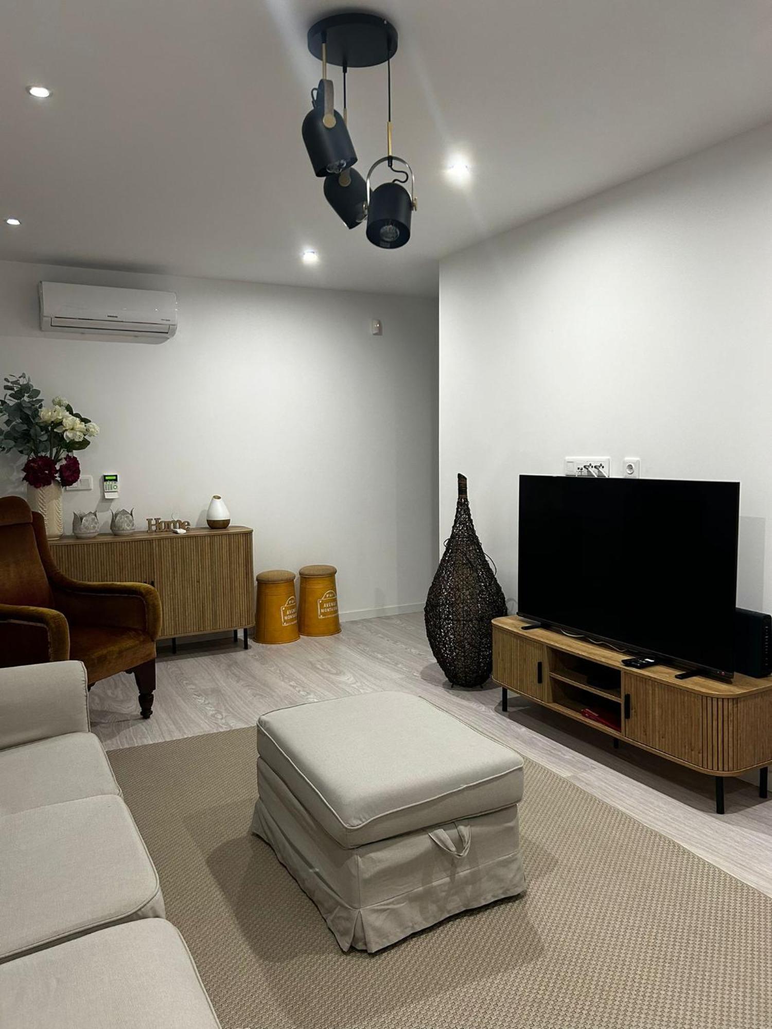 Beach Front Villa 蓬塔德尔加达 外观 照片