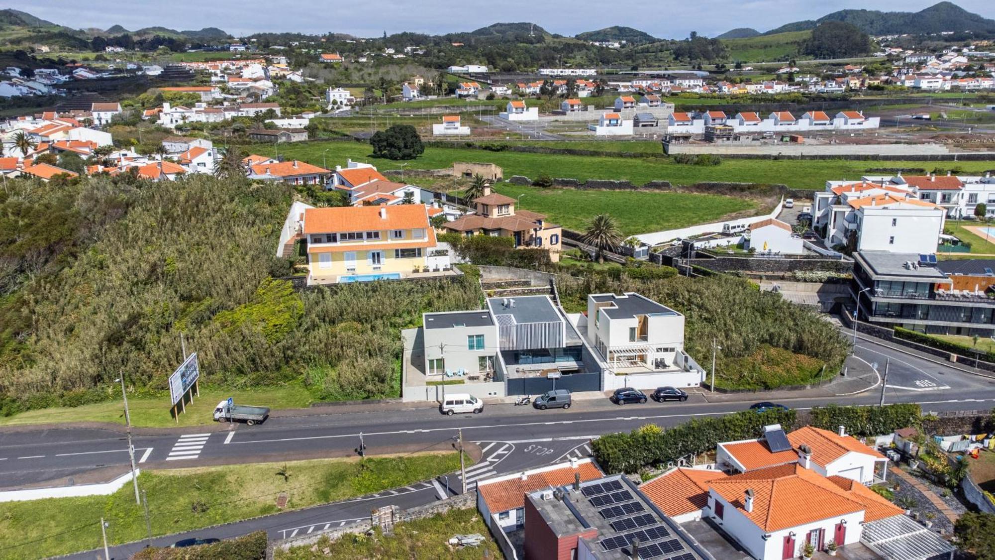 Beach Front Villa 蓬塔德尔加达 外观 照片